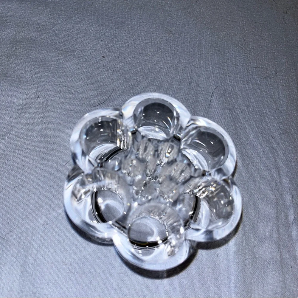 Elegant Clear Makeup Organizer
